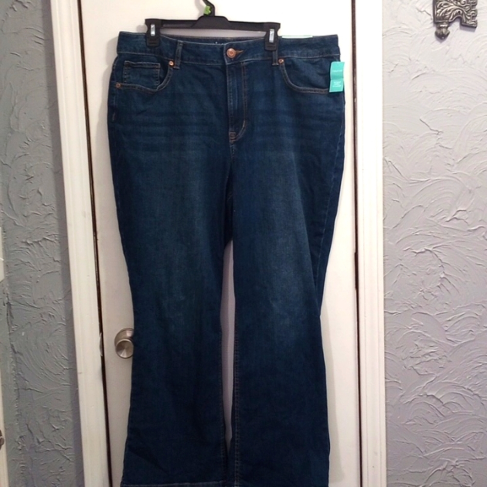 NWT Maurices High Waisted Jeans sz 20w Short Bootcut